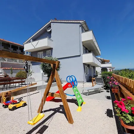 L&r Apartment Vrh (Krk)