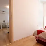 L&r * Vrh (Krk)