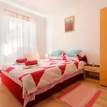 L&r Appartement Vrh (Krk)